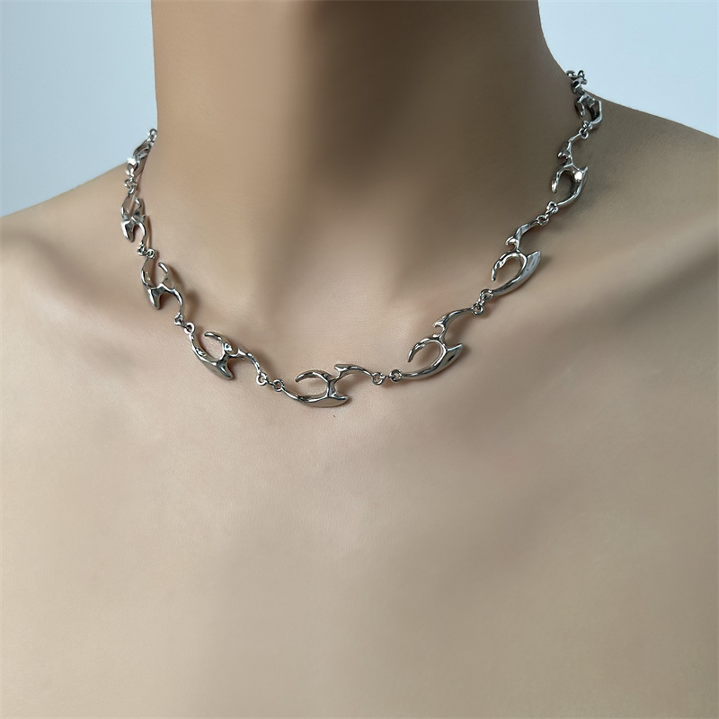 Irregular Shaped Metal Necklac - Street Fashion Trend 2025 评论和价格