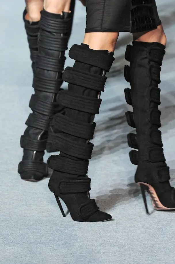 2026 Pointed Toe Knee-high Boo - Street Fashion Rome 评论和价格
