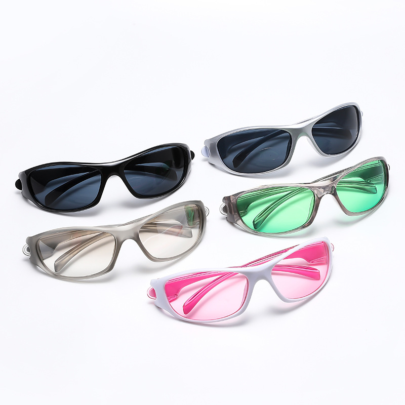New Punk Y2K Sunglasses Women  - Street Fashion Look 评论和价格