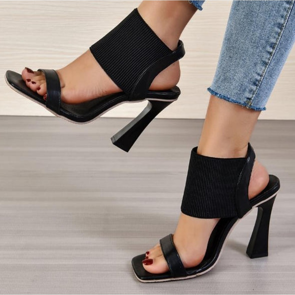 Square Toe High Heeled Sandal  - Street Fashion Rome 评论和价格
