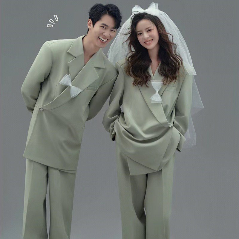 2023 New Fashion Couple Photog - Street Fashion Magazines 评论和价格